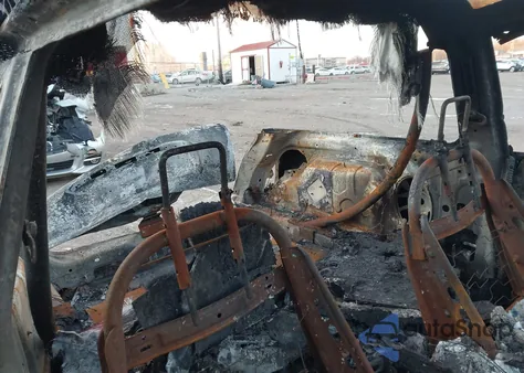 2005 Mini Cooper z USA, uszkodzony, nr VIN WMWRC33415TJ67078